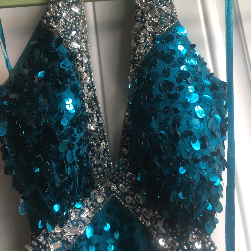 Ball gown